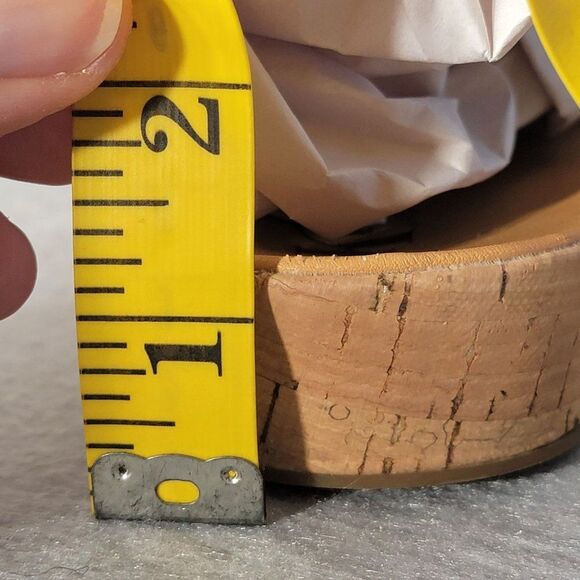 Korks Kork Ease Sherlyn Wedge Sandals 40.5 US 9 Gold Leather Platform Strap - Picture 12 of 12